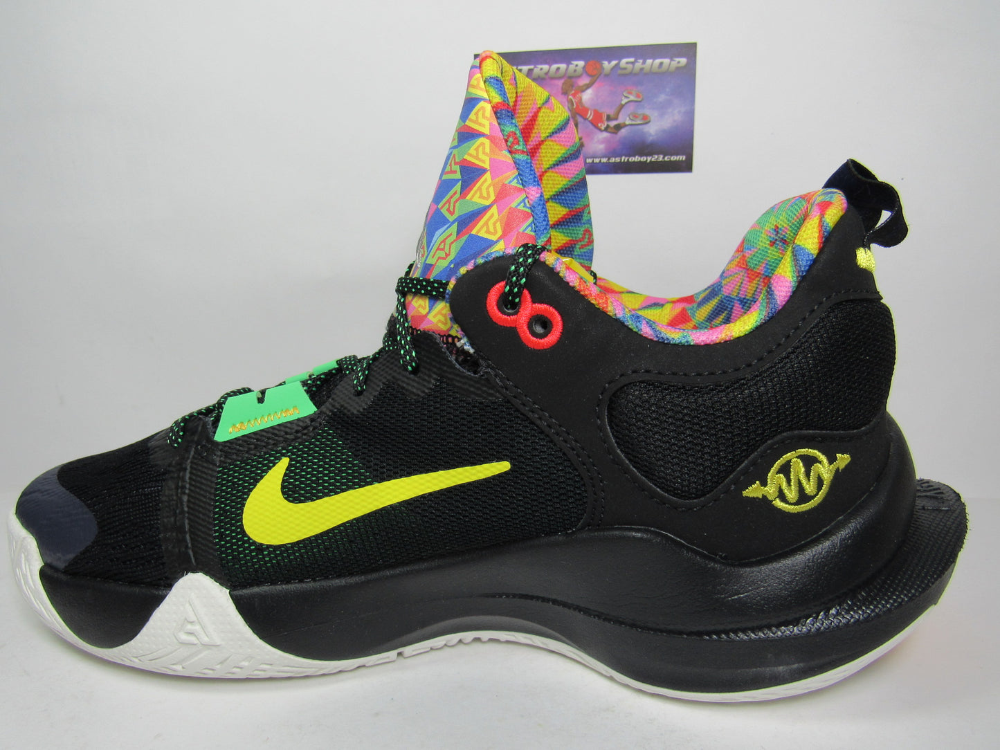 NIKE GIANNIS IMMORTALITY KIDS MULTICOLOR EN CAJA