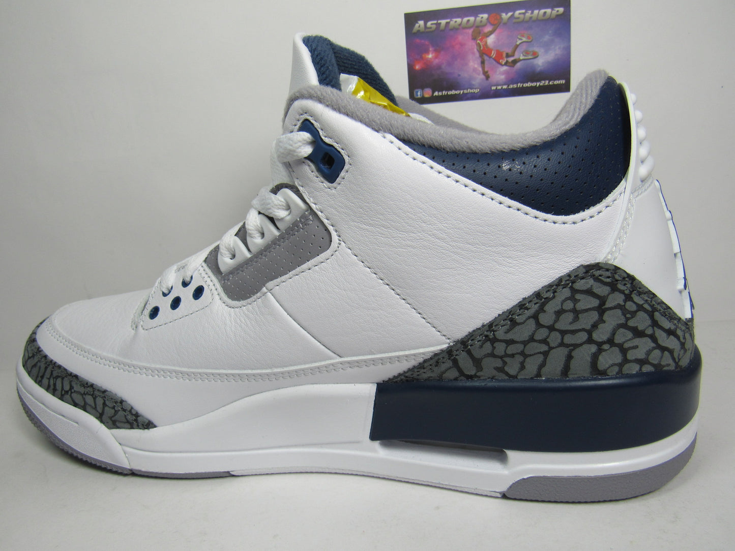 JORDAN 3 MIDNIGHT NAVY EN CAJA