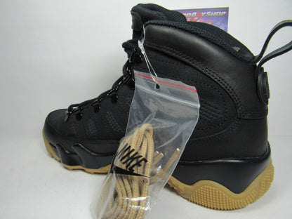 JORDAN 9 BOOT BLACK GUM EN CAJA