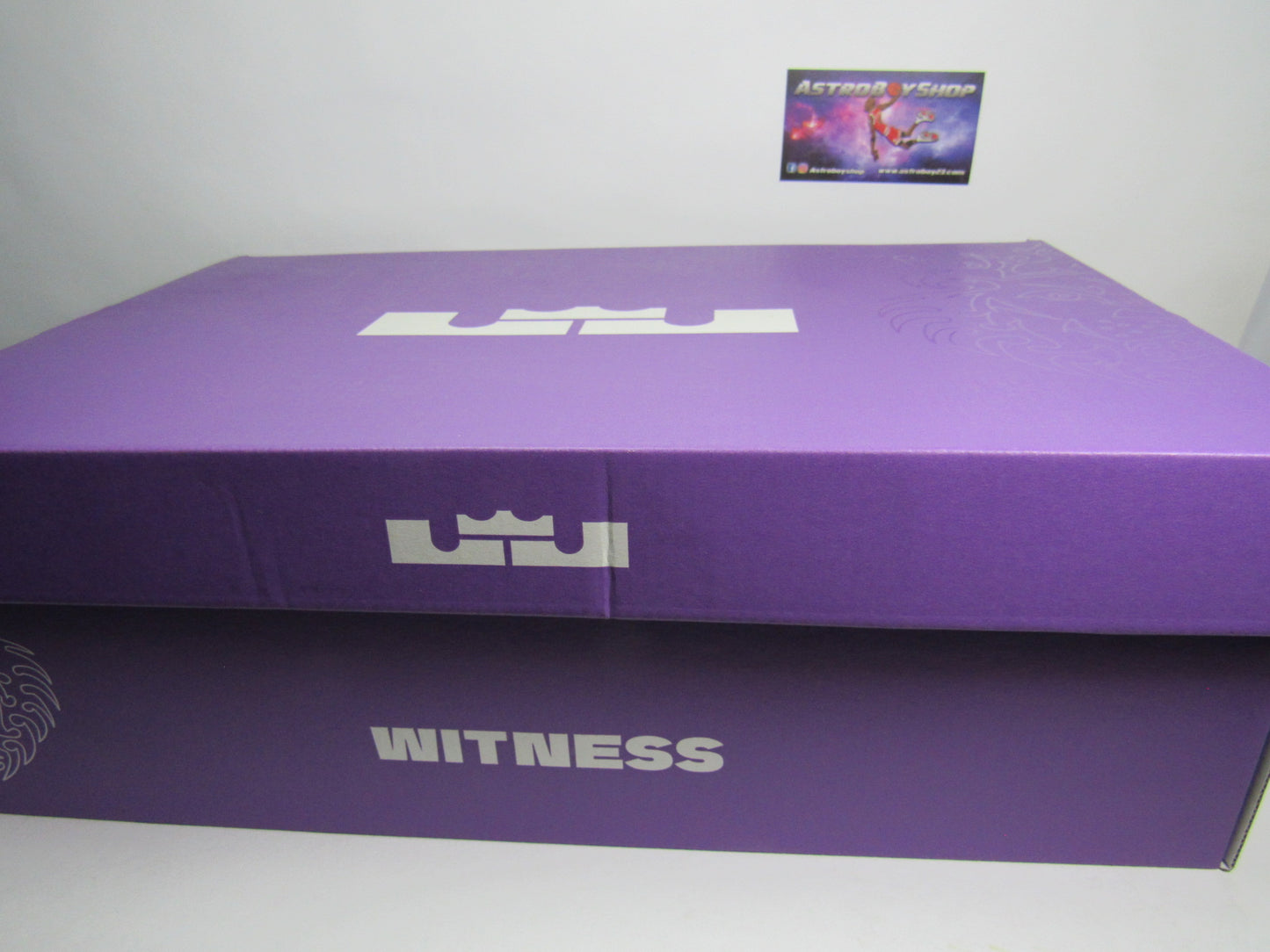 LEBRON WITNESS 8 PURPLE CACTUS EN CAJA