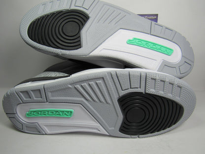JORDAN 3 GREEN GLOW EDITION EN CAJA