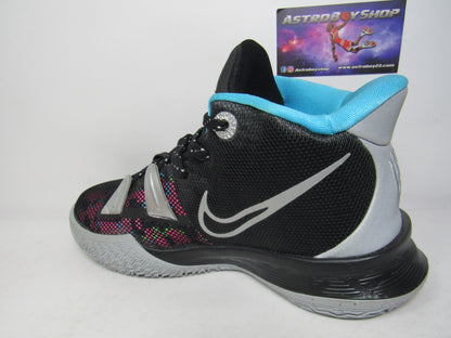 KYRIE 7 PIXEL CAMO EN CAJA (23 MEX)