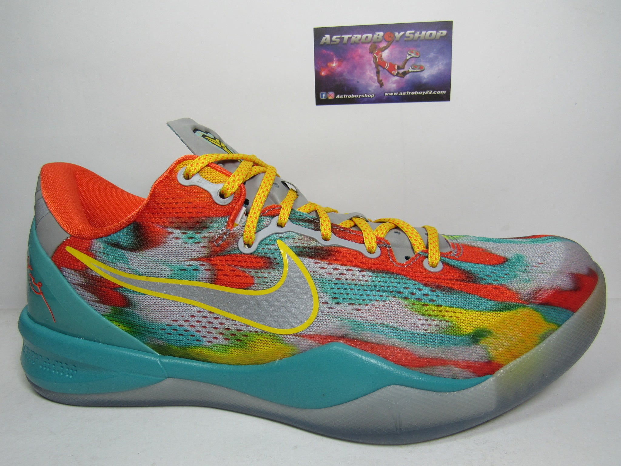 KOBE 8 PROTRO VENICE BEACH EN CAJA