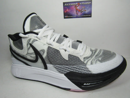 KYRIE 8 WHITE BLACK EN CAJA