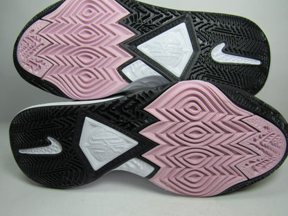 KYRIE 8 WHITE BLACK EN CAJA