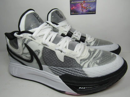 KYRIE 8 WHITE BLACK EN CAJA