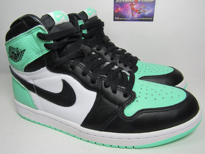 JORDAN 1 HIGH GREEN GLOW EN CAJA