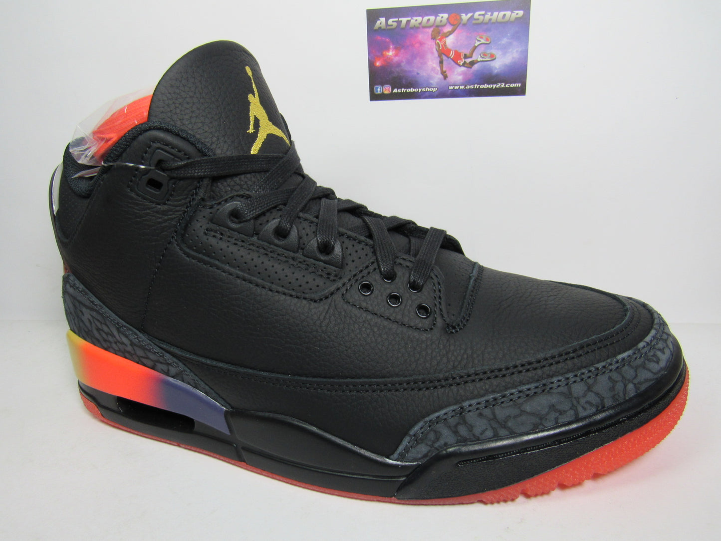 JORDAN 3 J BALVIN RIO EN CAJA