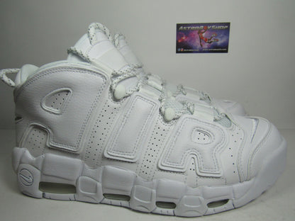 PIPPEN AIR MORE UPTEMPO TRIPLE WHITE EN CAJA