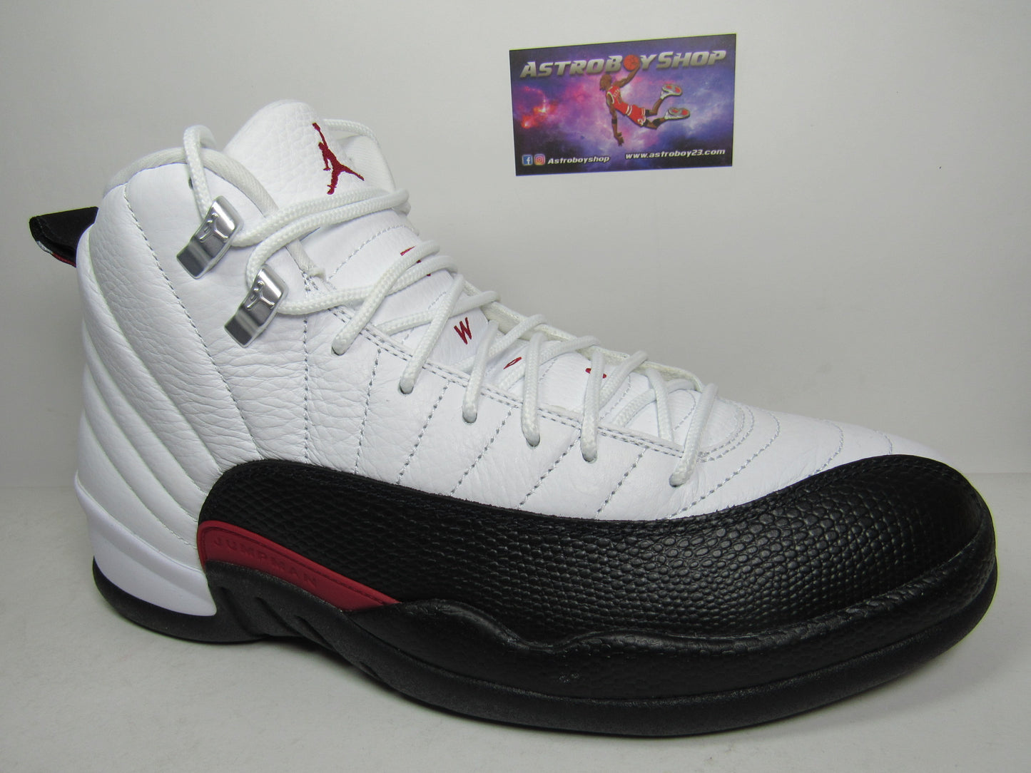 JORDAN 12 TAXI FLIP EN CAJA