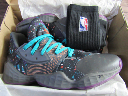 JAMES HARDEN VOL 4 BHM EDICION LIMITADA