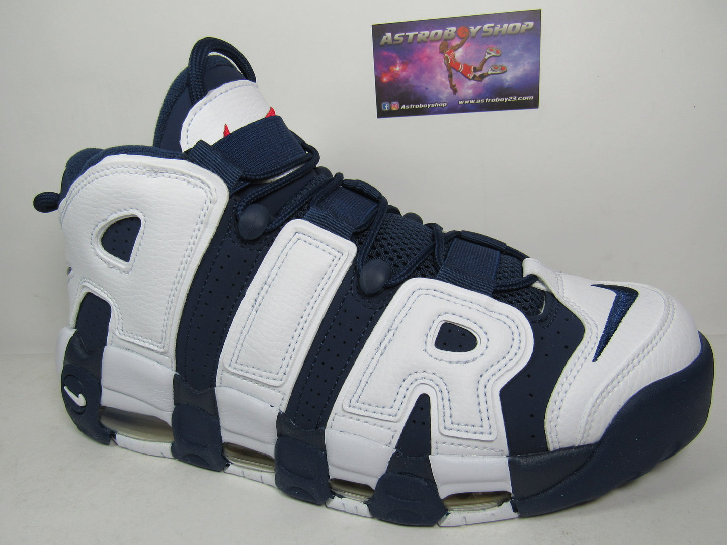 PIPPEN AIR MORE UPTEMPO OLYMPICS 2024 EN CAJA