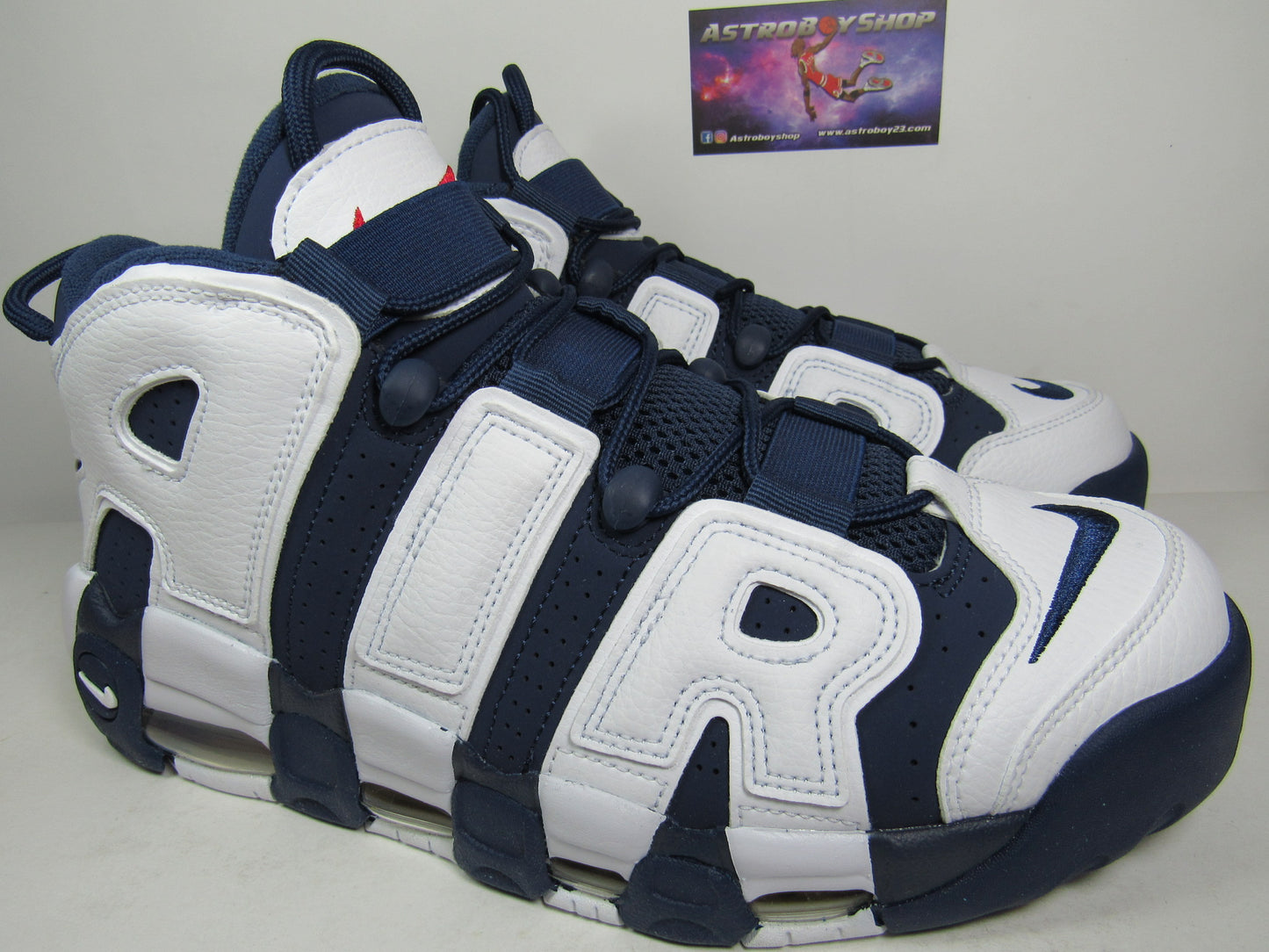 PIPPEN AIR MORE UPTEMPO OLYMPICS 2024 EN CAJA