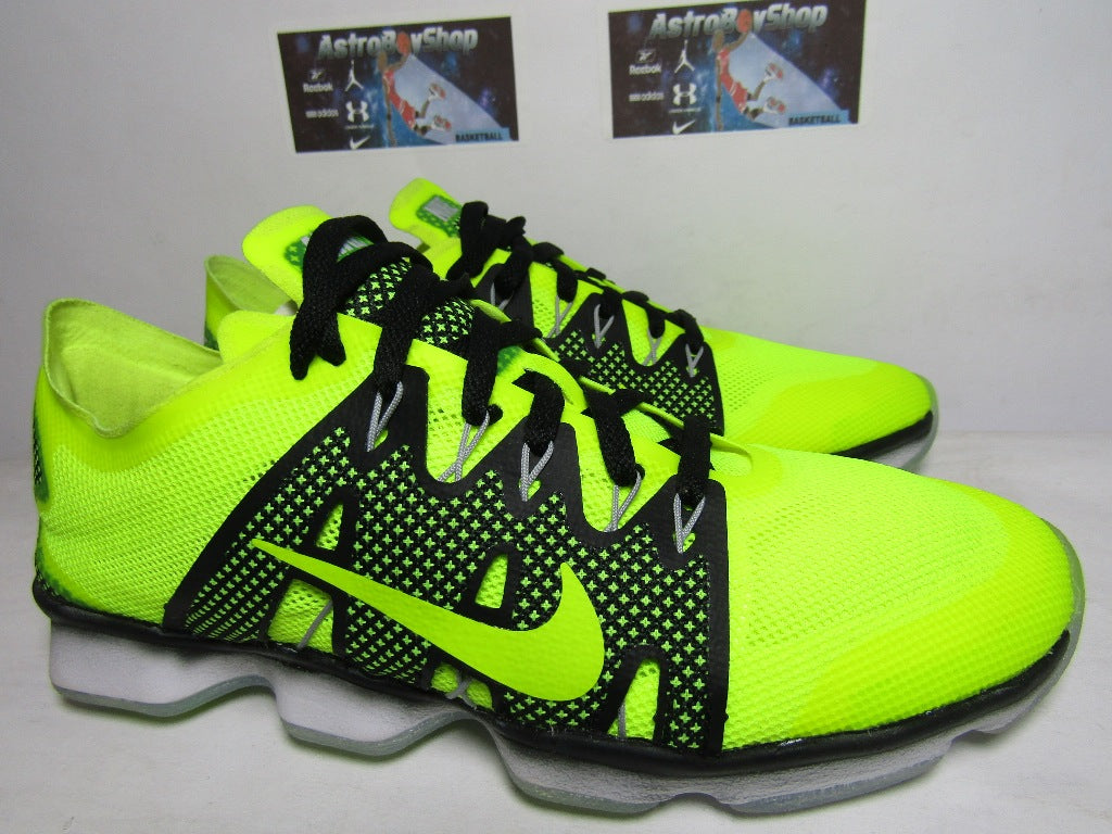 NIKE ZOOM AGILITY VOLT WMNS (22.5 CM)