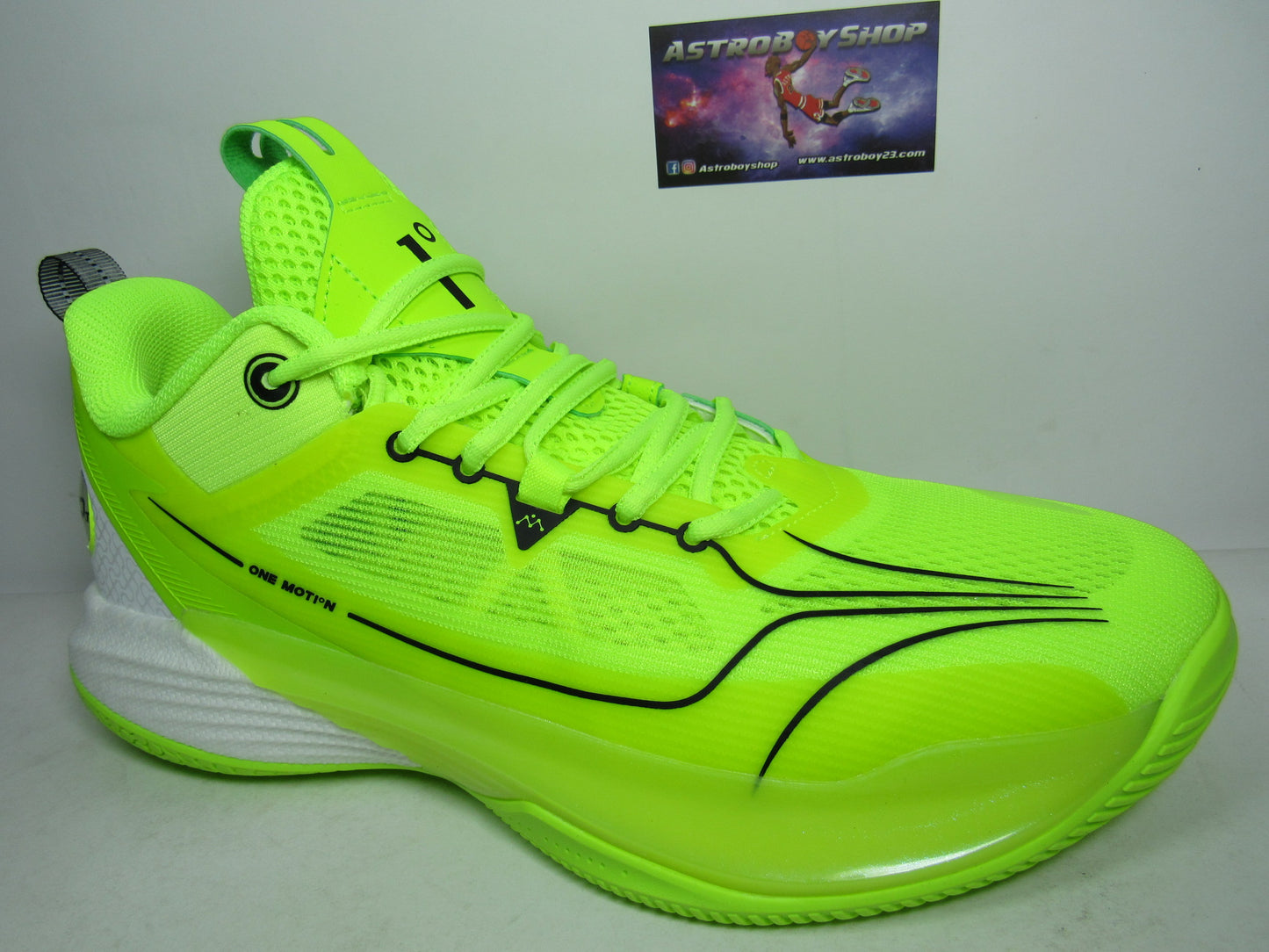 TENIS BASKETBALL 361º ONE MOTION VOLT SISTEMA DE MAORTIGUACION