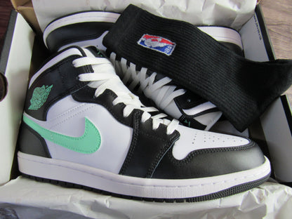 JORDAN 1 MID GREEN GLOW EN CAJA