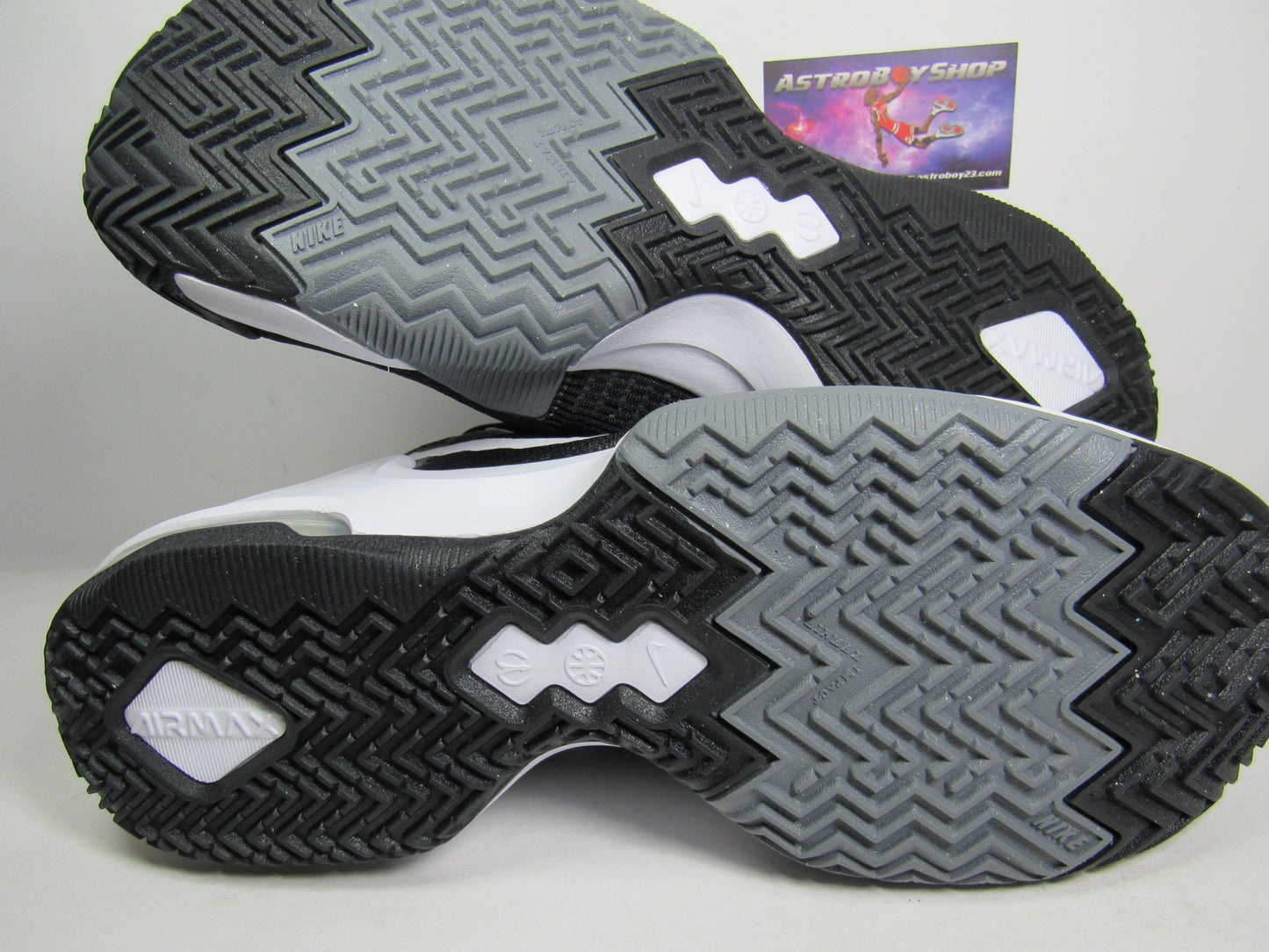 NIKE AIR MAX IMPACT 3 BLACK GREY EN CAJA