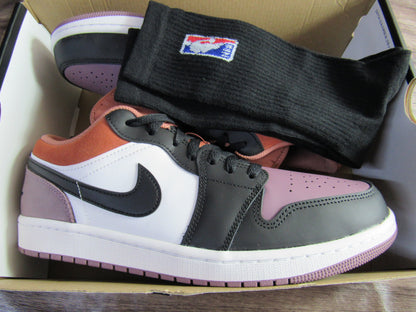 JORDAN 1 LOW SKY MAUVE EN CAJA