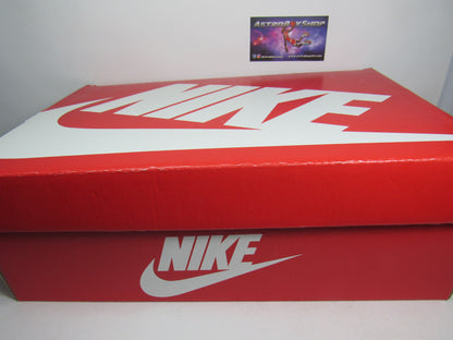KYRIE IRVING 8 ALL STARS GAME EN CAJA NIKE