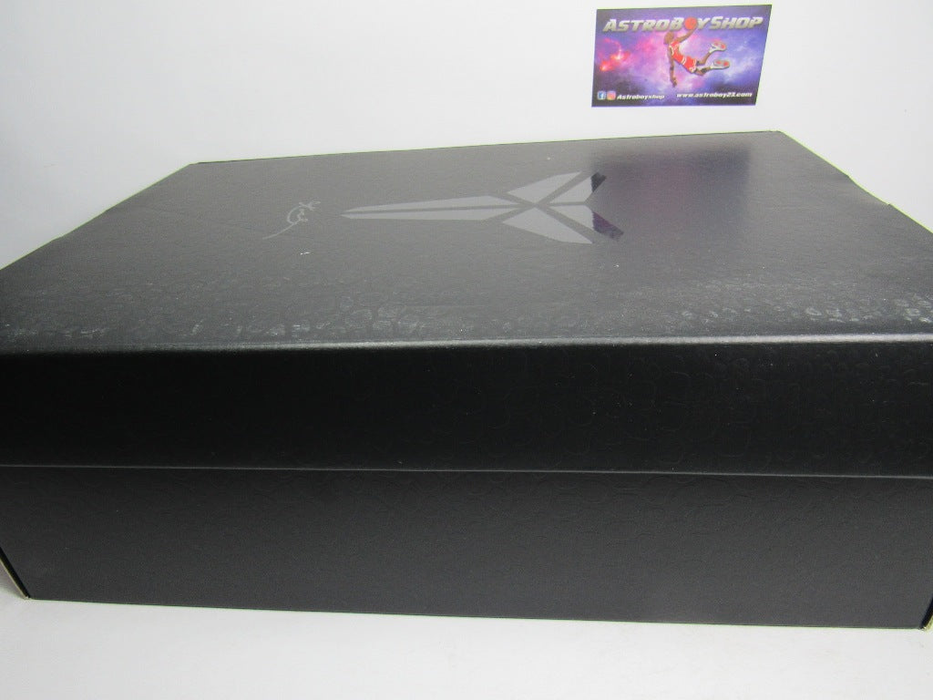 KOBE 6 REVERSE GRINCH EN CAJA