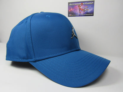 GORRA CURVA JORDAN LOGO METAL INDUSTRIAL BLUE