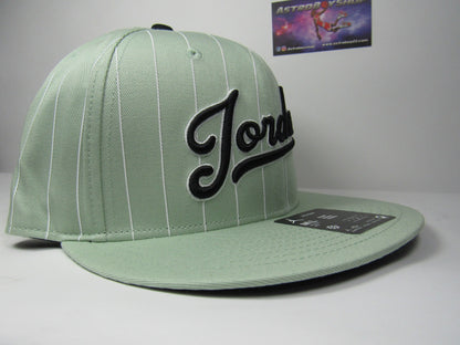 GORRA PLANA JORDAN MVP BARONS EMERALD (M/L)