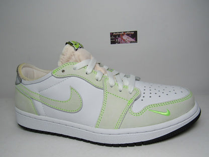 JORDAN 1 LOW OG "GHOST GREEN" EN CAJA