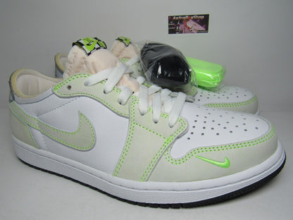 JORDAN 1 LOW OG "GHOST GREEN" EN CAJA
