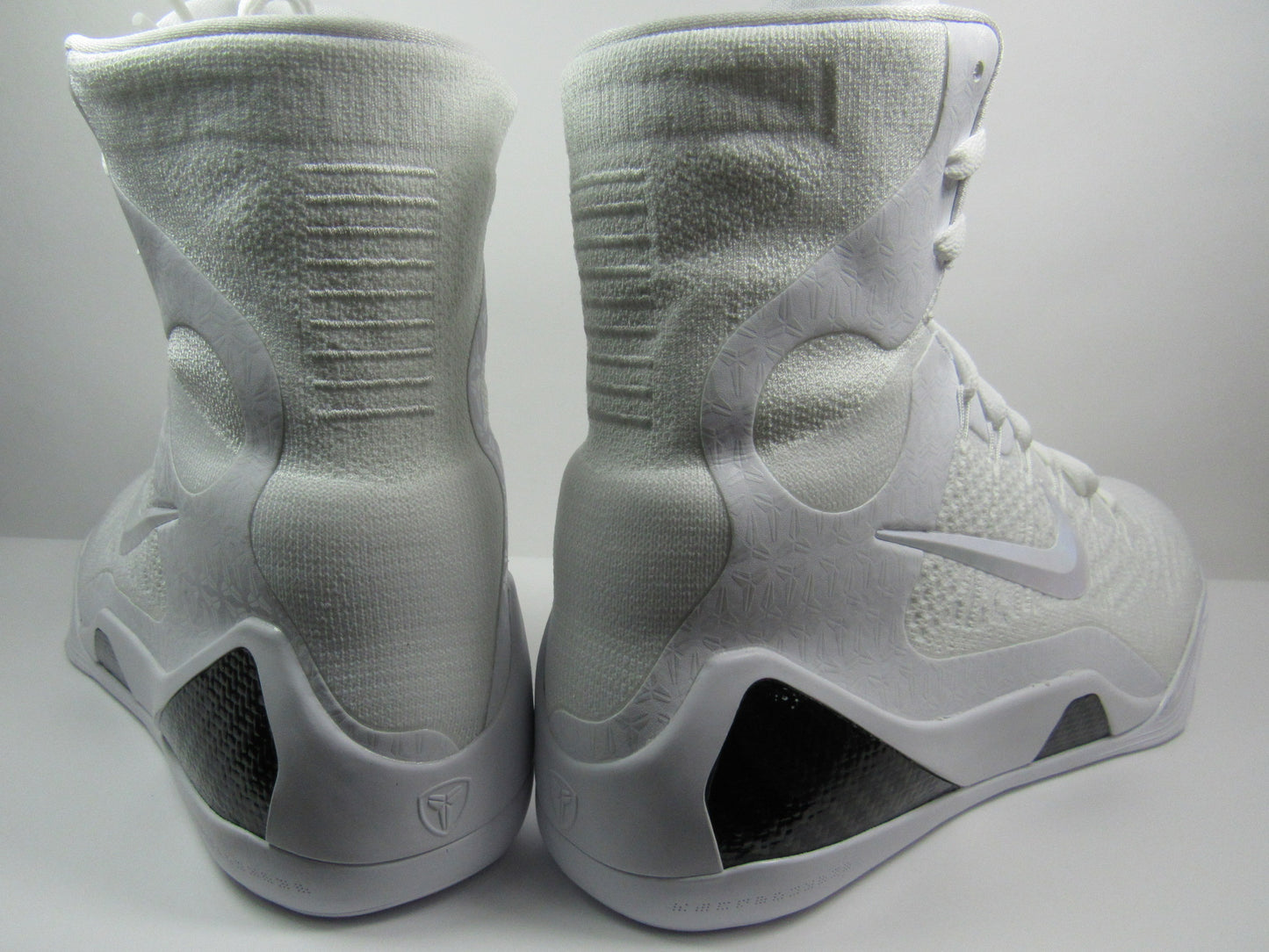 KOBE 9 ELITE PROTRO HALO EN CAJA