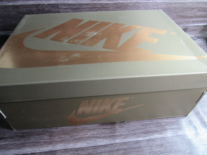 JORDAN 1 HIGH METALLIC GOLD EN CAJA