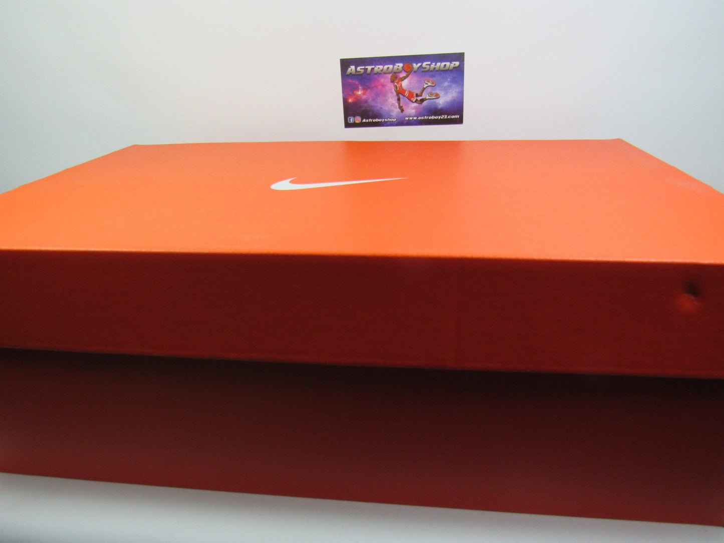 NIKE GT CUT ACADEMY PANDA EN CAJA