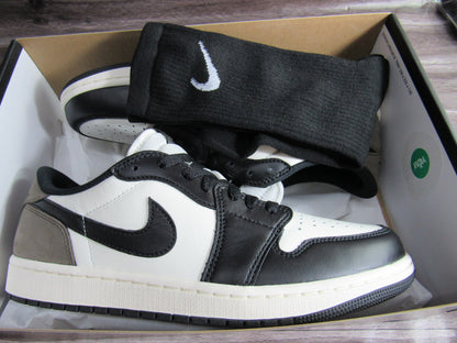 JORDAN 1 LOW OG MOCHA EN CAJA