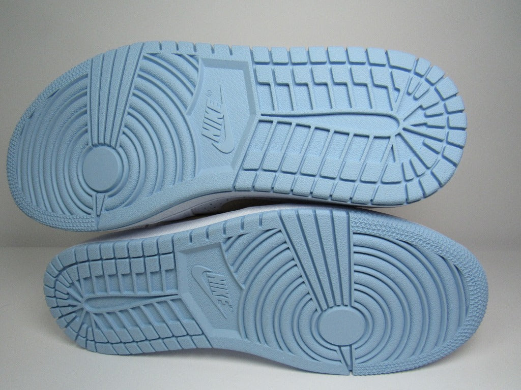 JORDAN 1 LOW WMNS SESAME EN CAJA