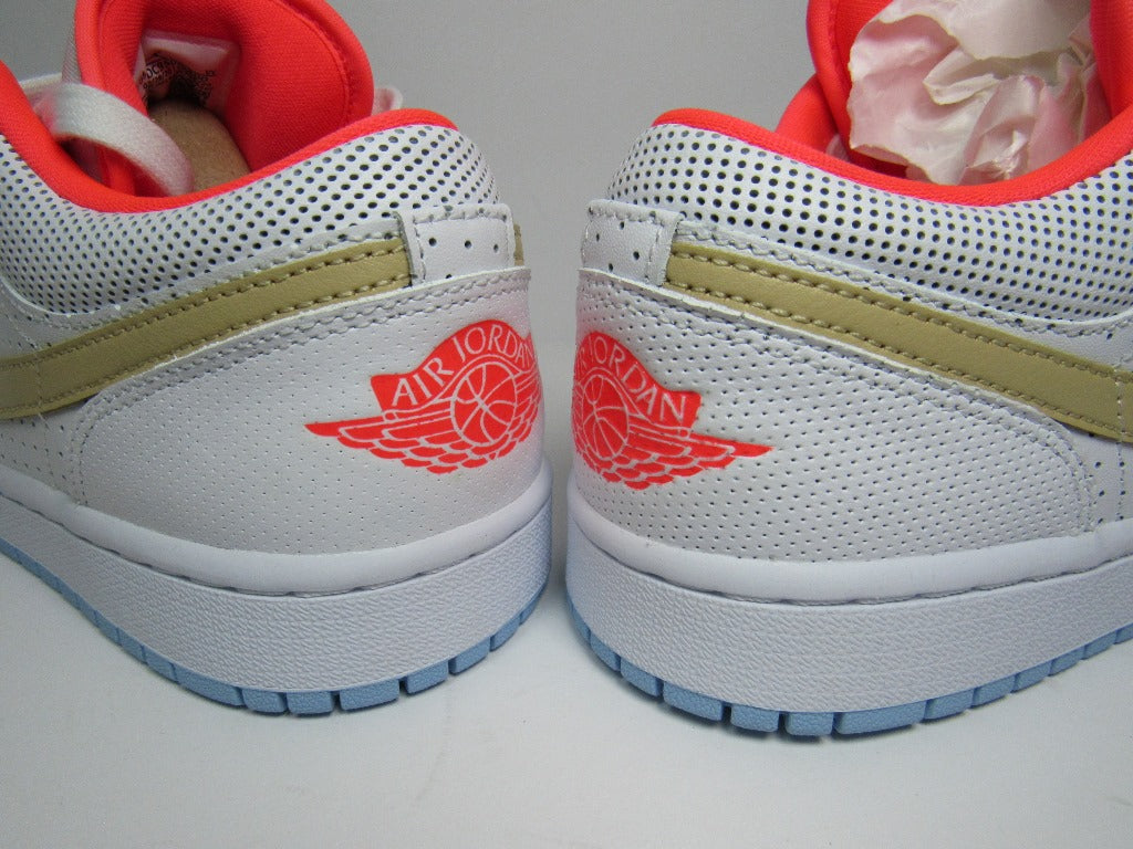 JORDAN 1 LOW WMNS SESAME EN CAJA