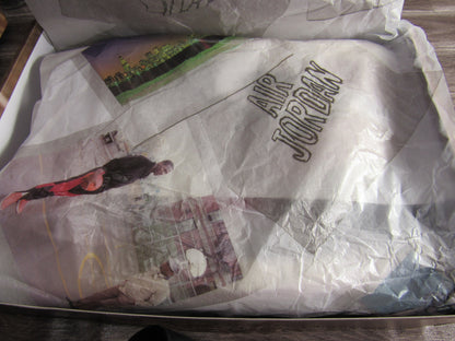 JORDAN 1 HIGH BLACK TOE REIMAGINED EN CAJA CON EXTRA LACES