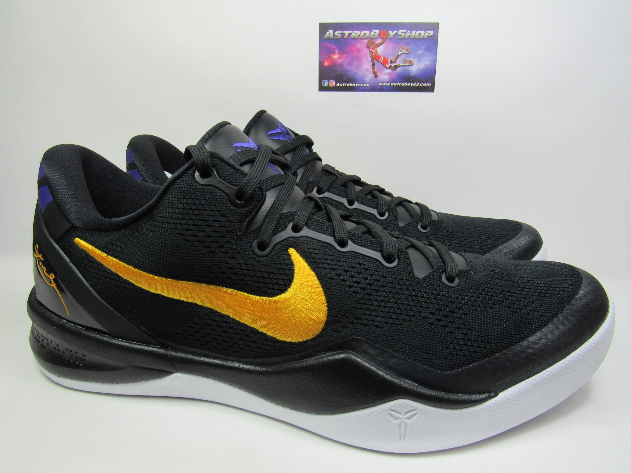 KOBE 8 PROTRO LAKERS BLACK GOLD EN CAJA ASTROBOYSHOP SNEAKER STORE