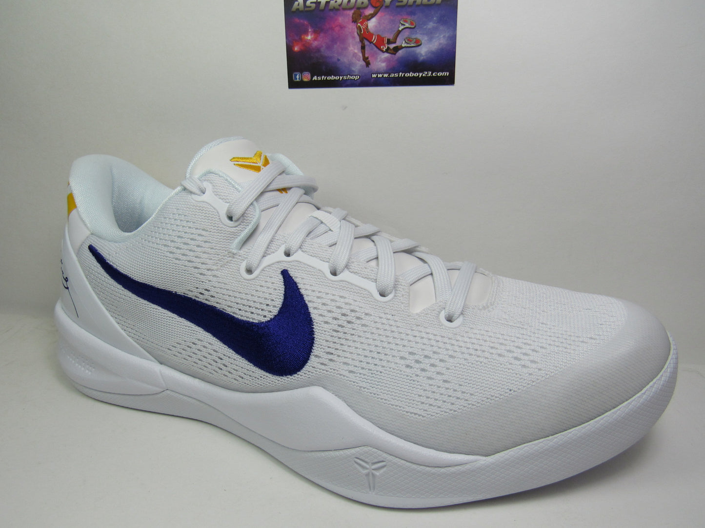 KOBE 8 PROTRO LAKERS HOME EN CAJA