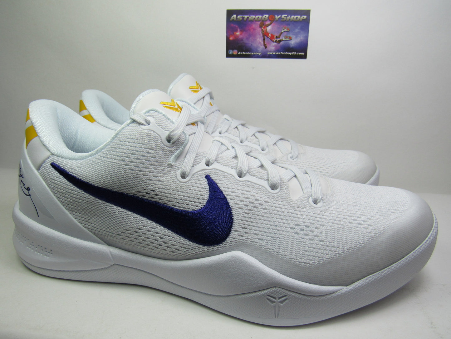 KOBE 8 PROTRO LAKERS HOME EN CAJA