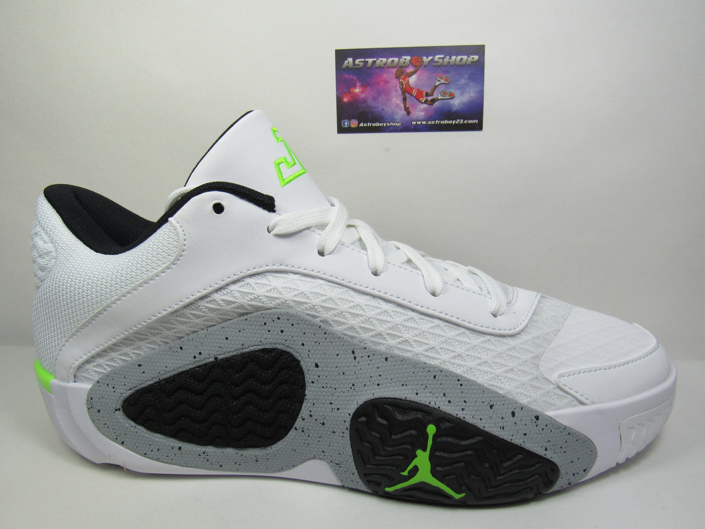 JORDAN TATUM 2 "NEON" EN CAJA