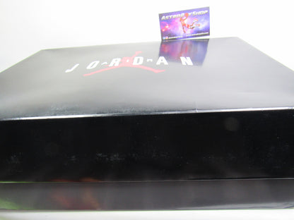 JORDAN 11 LEGEND BLUE 2024 EN CAJA