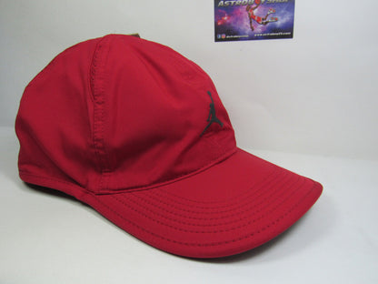 GORRA JORDAN DRI-FIT BASKETABLL GYM RED DELGADA TRAININ (L/XL)