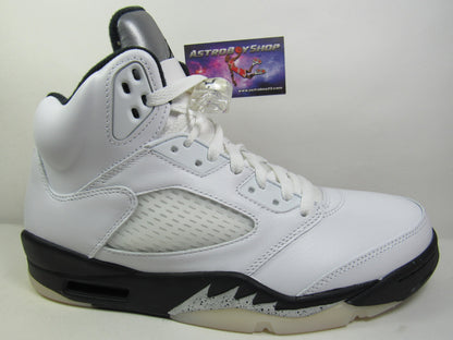 JORDAN 5 REVERSE METALLIC SILVER EN CAJA