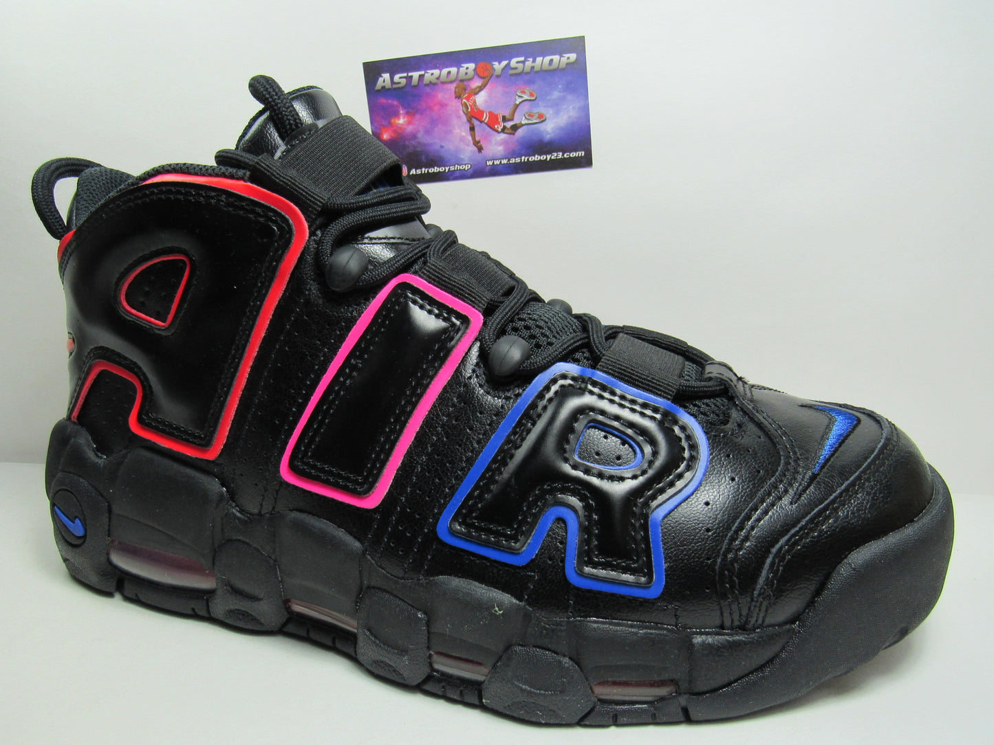 PIPPEN AIR MORE UPTEMPO ELECTRIC EN CAJA