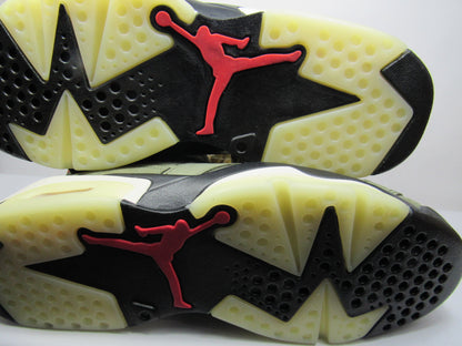 JORDAN 6 TRAVIS SCOTT OLIVE EN CAJA
