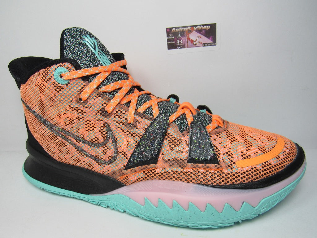 KYRIE IRVING 7 ALL STARS EN CAJA BLACK