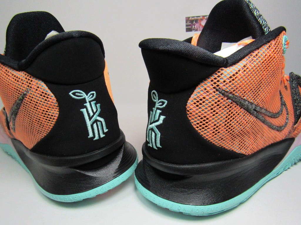 KYRIE IRVING 7 ALL STARS EN CAJA BLACK