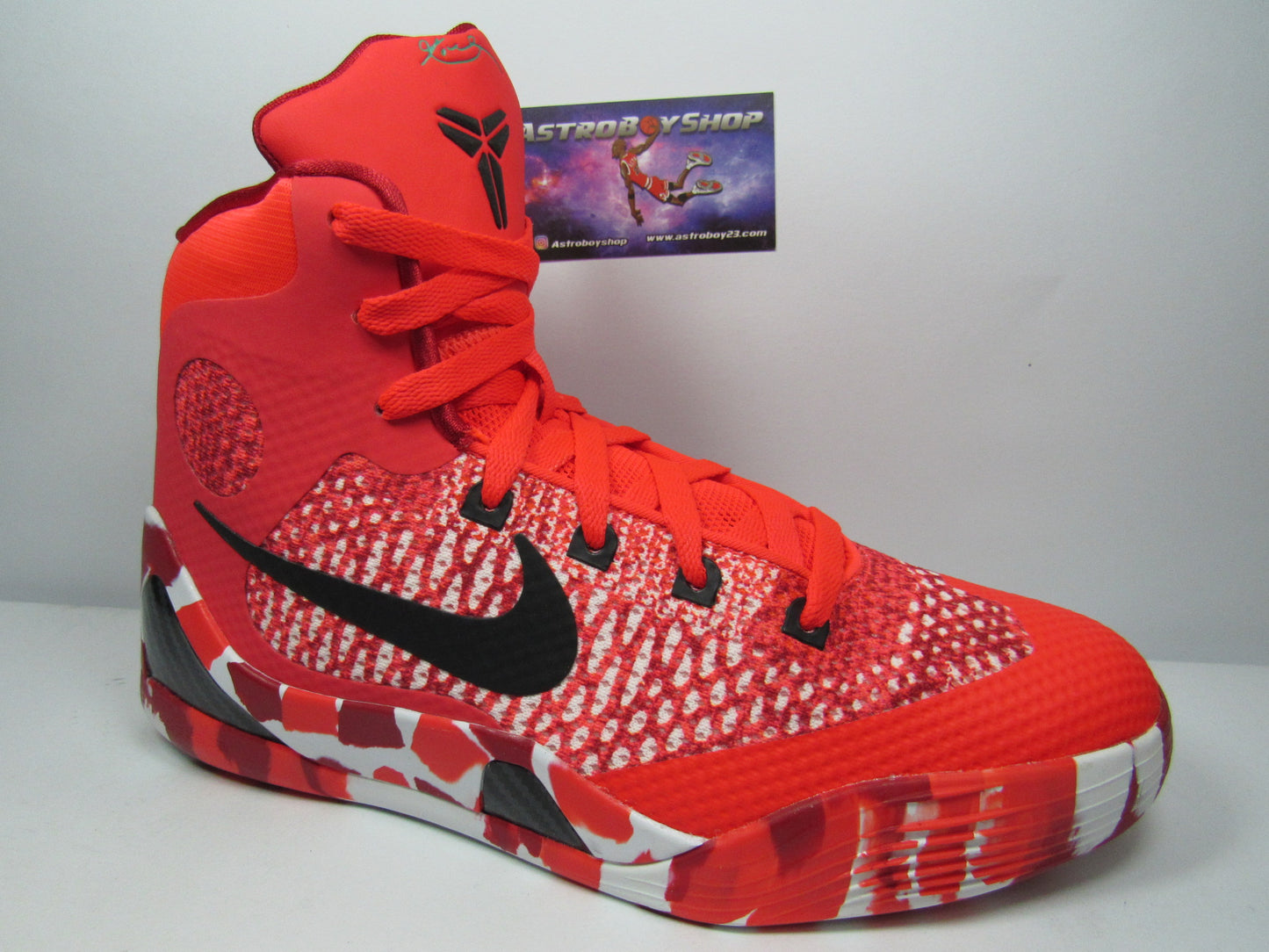 KOBE 9 CHRISTMAST KIDS EN CAJA