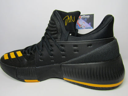 DAMIAN LILLARD 3 NCAA EN CAJA