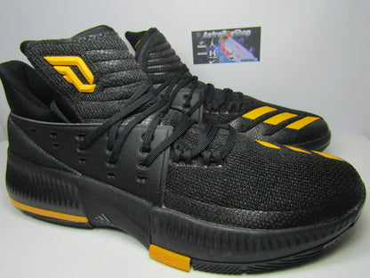 DAMIAN LILLARD 3 NCAA EN CAJA