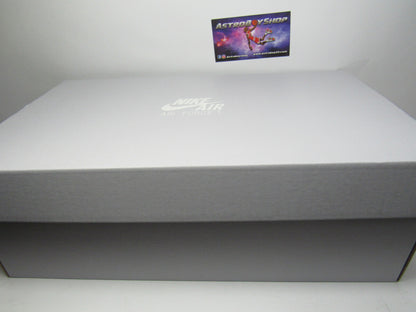 AIR FORCE ONE LOW TRIPLE BLACK 2024 EN CAJA